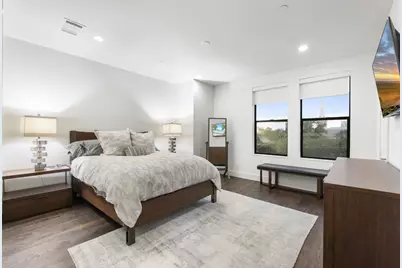 205 Portland Street, Houston, TX 77006 - Photo 29