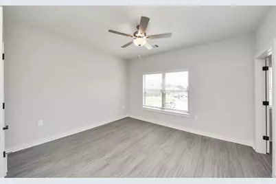 7711 Longmire Road #199, Conroe, TX 77304 - Photo 23