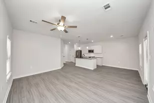 7711 Longmire Rd, Conroe, TX 77304 - Photo 13