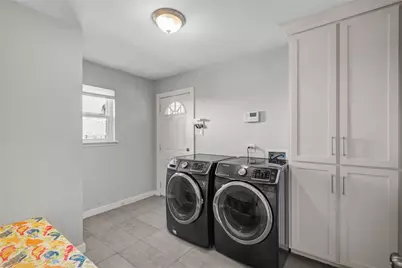 10303 Greenwillow Drive, Houston, TX 77035 - Photo 29