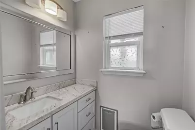 10303 Greenwillow Drive, Houston, TX 77035 - Photo 13