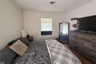 909 Peach St, El Campo, TX 77437 - Photo 21