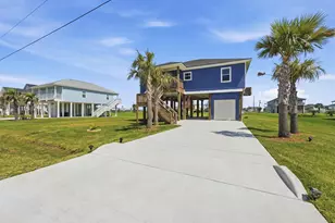 18307 Warrior Rd, Galveston, TX 77554 - Photo 33