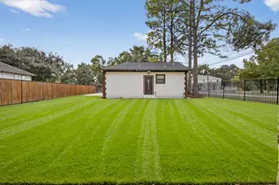 958 Conklin St, Houston, TX 77088 - Photo 11