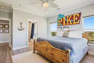 909 Helen Blvd, Crystal Beach, TX 77650 - Photo 27