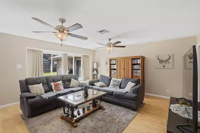 8535 Dover Street, Houston, TX 77061 - Photo 17