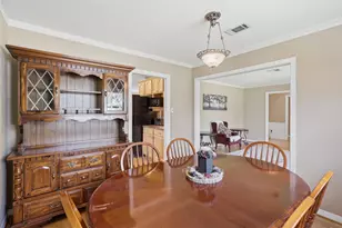 8535 Dover St, Houston, TX 77061 - Photo 11