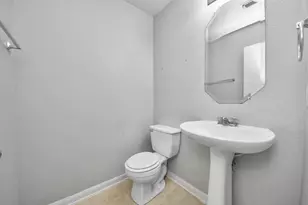 4927 Bentonite Blvd, Baytown, TX 77521 - Photo 9