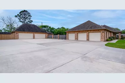 13227 Lynn Lane, Santa Fe, TX 77510 - Photo 5