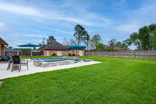 13227 Lynn Ln, Santa Fe, TX 77510 - Photo 41