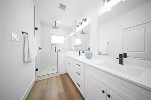 6540 Goldspier St, Houston, TX 77091 - Photo 15