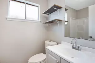 11710 Old Telegraph Rd, Houston, TX 77067 - Photo 15