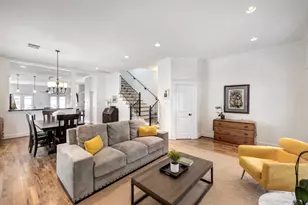 125 E 22nd St, Houston, TX 77008 - Photo 5