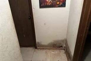 321 Olive St, Huntsville, TX 77340 - Photo 17