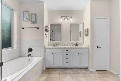 18111 Russett Green Drive, Tomball, TX 77377 - Photo 23