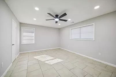 1703 Raintree Street, Baytown, TX 77520 - Photo 9