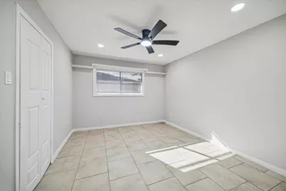 1703 Raintree Street, Baytown, TX 77520 - Photo 13