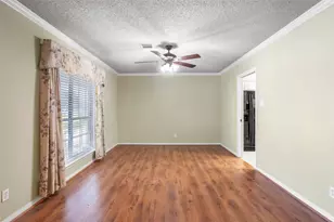 5521 Lanis St, Dickinson, TX 77539 - Photo 5