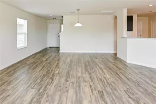 10323 Sunset Glow Ave, Houston, TX 77044 - Photo 5