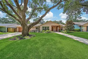511 S Pecan St, Tomball, TX 77375 - Photo 47