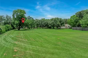 511 S Pecan St, Tomball, TX 77375 - Photo 43