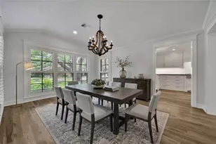 511 S Pecan St, Tomball, TX 77375 - Photo 9