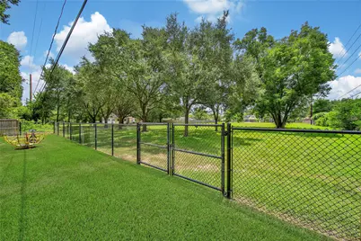 511 S Pecan Street, Tomball, TX 77375 - Photo 45