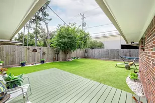 1111 Clovis Rd, Houston, TX 77008 - Photo 21
