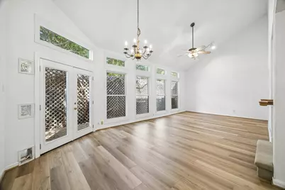 1829 Bering Drive #6, Houston, TX 77057 - Photo 5
