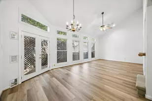 1829 Bering Dr, Houston, TX 77057 - Photo 5