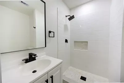 4830 Teton Street, Houston, TX 77033 - Photo 39