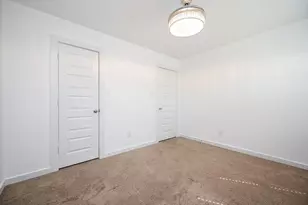 15106 Timberson Rdg Ln, Houston, TX 77090 - Photo 9