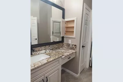 1601 N Lago Vista Court, Pearland, TX 77581 - Photo 9