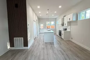142B College St, Fresno, TX 77545 - Photo 3