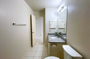 15514 Heritage Country Ct, Friendswood, TX 77546 - Photo 23