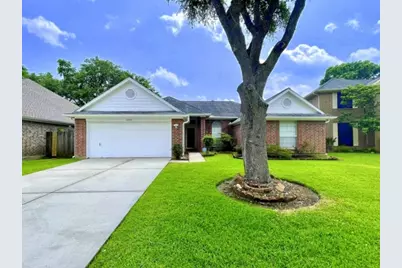 15514 Heritage Country Court, Friendswood, TX 77546 - Photo 1