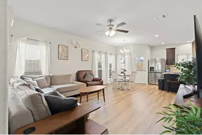 6444 Wenlock Drive, Houston, TX 77048 - Photo 7