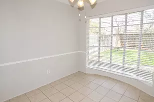 13511 Brook Hollow Dr, Sugar Land, TX 77498 - Photo 5