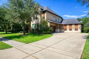 13926 Windwood Falls Ln, Humble, TX 77396 - Photo 3