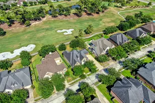 13926 Windwood Falls Ln, Humble, TX 77396 - Photo 35