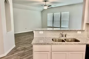 509 Turtle Dove Dr, Sealy, TX 77474 - Photo 7