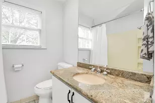 109 Amundsen St, Houston, TX 77009 - Photo 13
