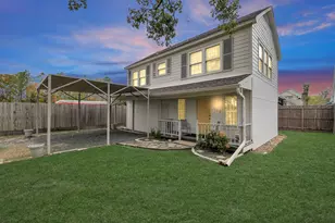 109 Amundsen St, Houston, TX 77009 - Photo 35