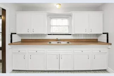 109 Amundsen Street, Houston, TX 77009 - Photo 17