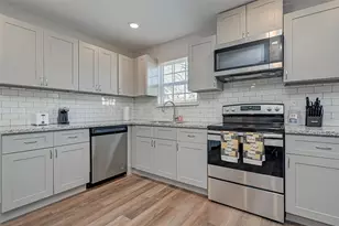 8204 Furray Rd, Houston, TX 77028 - Photo 5