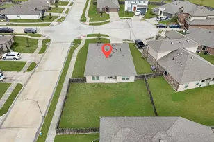 826 Green Clover Ln, Rosharon, TX 77583 - Photo 25