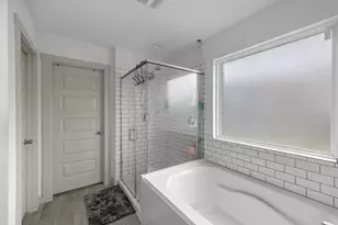 826 Green Clover Ln, Rosharon, TX 77583 - Photo 15