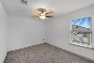 826 Green Clover Ln, Rosharon, TX 77583 - Photo 17