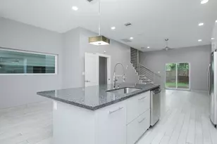 309 E 43rd St, Houston, TX 77022 - Photo 15