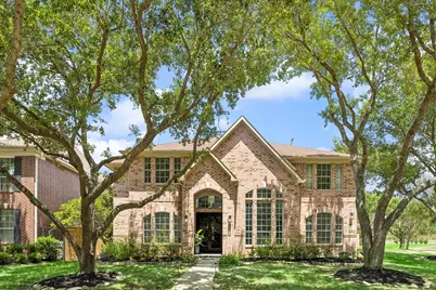 39 Oakmere Place, Sugar Land, TX 77479 - Photo 1